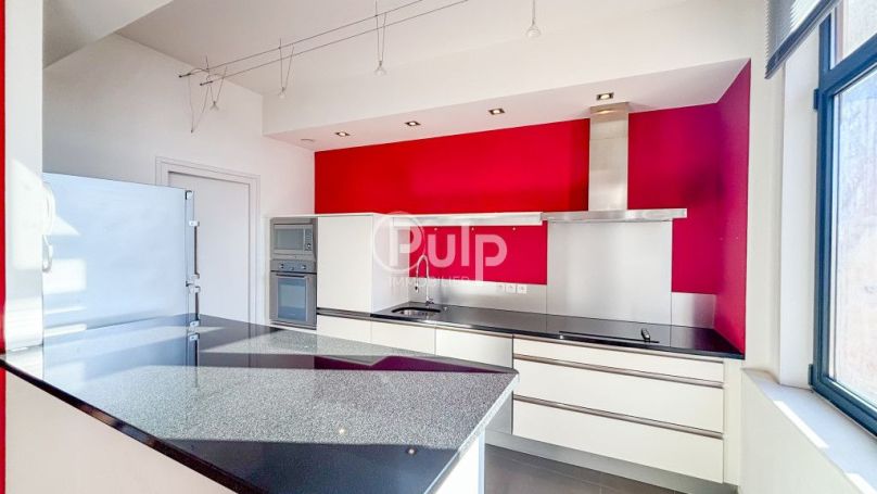 A louer APPARTEMENT T5 155 M2  LENS