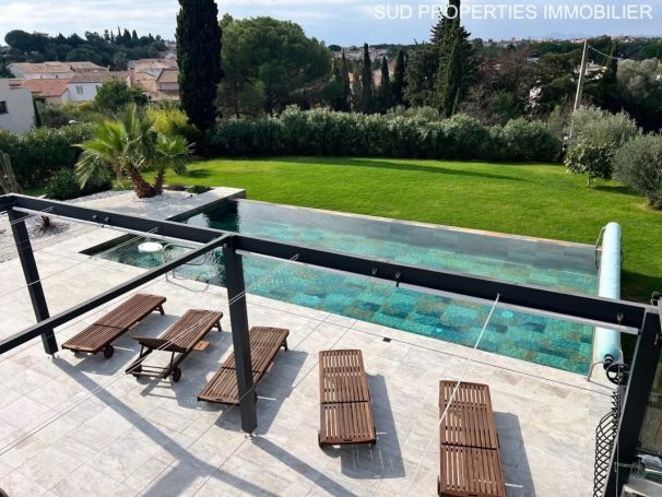 MAISON  CONTEMPORAINE BORD DE MER PERPIGNAN