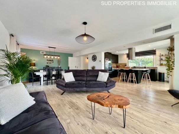 MAISON  CONTEMPORAINE BORD DE MER PERPIGNAN