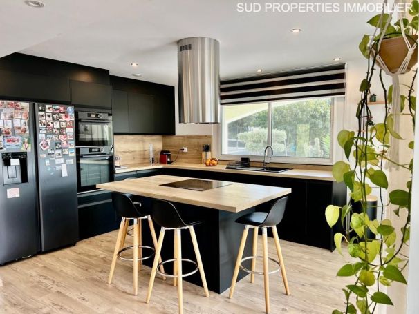 MAISON  CONTEMPORAINE BORD DE MER PERPIGNAN