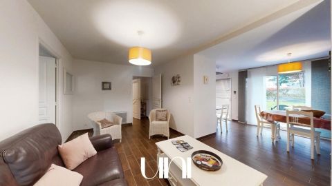 A louer APPARTEMENT T3 65 M2 TERRASSE BORD DE MER COLLEVILLE SUR MER