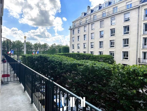 A louer APPARTEMENT T5 97 M2  CAEN