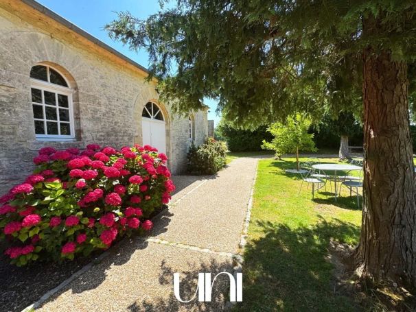 A vendre GîTE  LE MANOIR