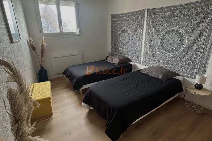 A vendre Appartement T3 54 M² DERNIE ETAGE RENOVE CENTRE VILLE SAINT VALERY EN CAUX