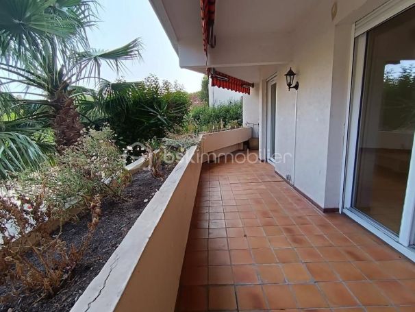 A louer APPARTEMENT T3 87 M2  LA VALETTE DU VAR