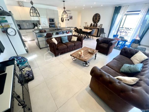 A louer MAISON  4 PIECES 145 M2  FLAYOSC