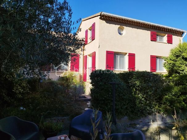 A louer MAISON  DE MAîTRE  GIGNAC