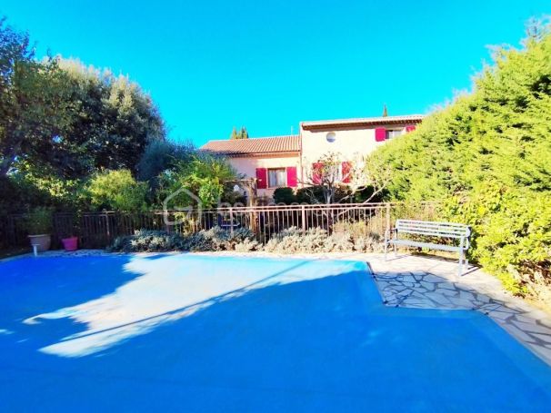 A louer MAISON  DE MAîTRE  LE POUGET