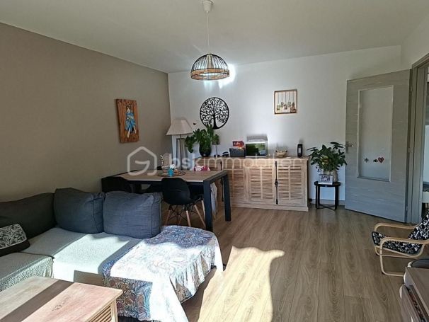 A louer APPARTEMENT NEUF T3 71 M2 TERRASSE BORD DE MER LA GARDE