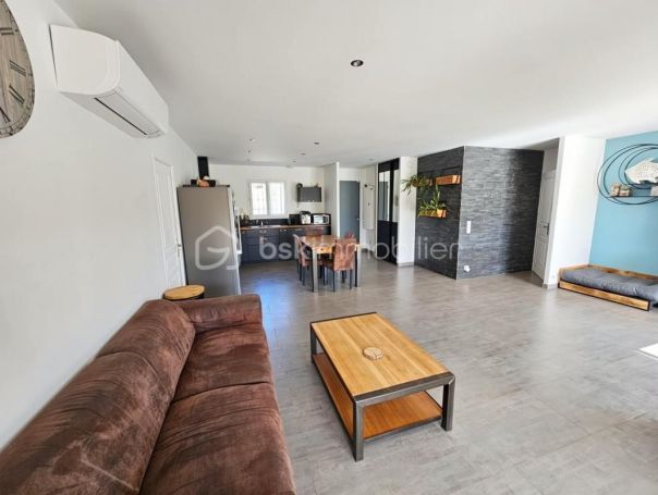 A louer MAISON  CONTEMPORAINE  LE MUY