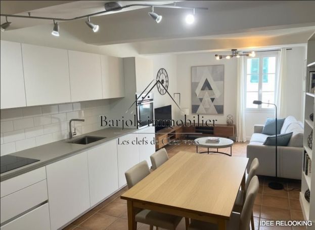 A louer APPARTEMENT T3 62 M2  VARAGES