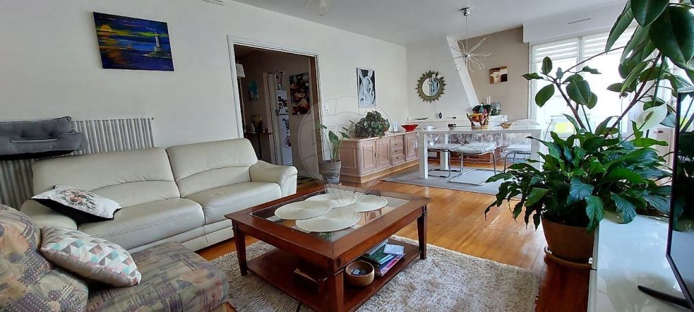 A vendre APPARTEMENT T3 77 M2 VUE MER ROYAN