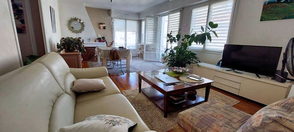 A vendre APPARTEMENT T3 77 M2 VUE MER ROYAN