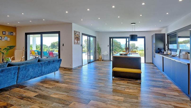 A louer MAISON  5 PIECES 172 M2 VUE MER BASTELICACCIA