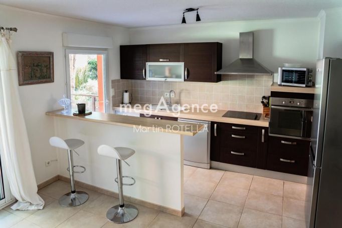 A louer APPARTEMENT DE PRESTIGE T2 57 M2 TERRASSE BORD DE MER AGAY