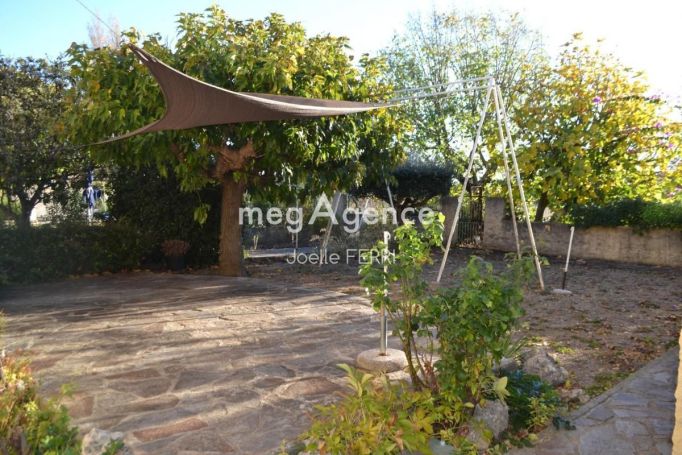 A louer MAISON  6 PIECES 125 M2  PEYRIAC MINERVOIS