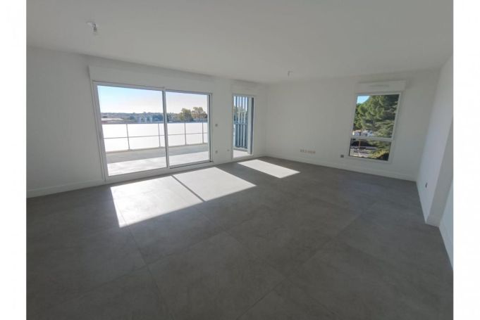 A louer APPARTEMENT T3 80 M2 TERRASSE  BAILLARGUES