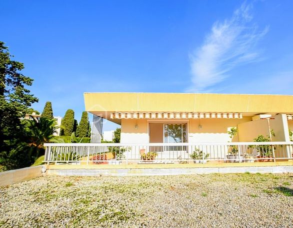 A louer APPARTEMENT NEUF T3 62 M2 TERRASSE VUE MER ANTIBES