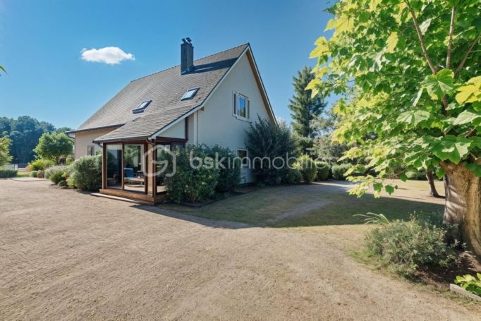 A louer MAISON  DE MAîTRE  COUTRAS