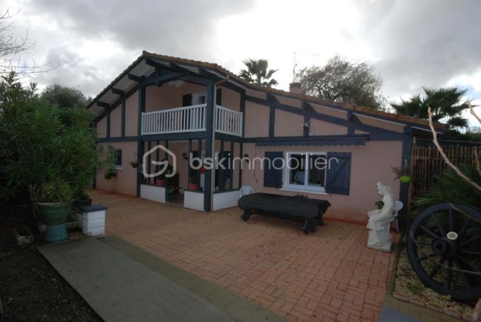 A louer MAISON  DE MAîTRE  BEGAAR