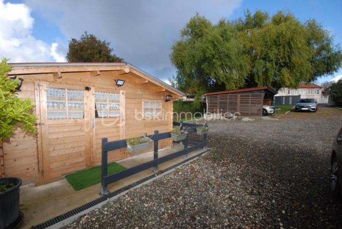 A louer MAISON  DE MAîTRE  BEGAAR