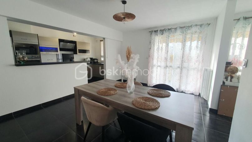 A louer APPARTEMENT T4 77 M2 BORD DE MER LE HAVRE