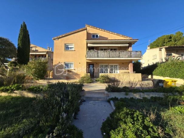 A louer APPARTEMENT T5 135 M2 TERRASSE VUE MER CARRY LE ROUET