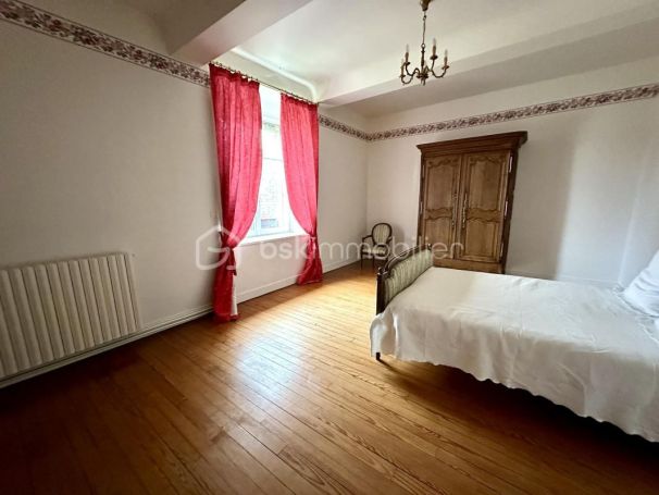 A louer MAISON  DE MAîTRE  MONTS EN BESSIN