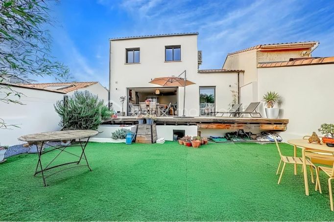 A louer MAISON  5 PIECES 100 M2 BORD DE MER PALAVAS LES FLOTS