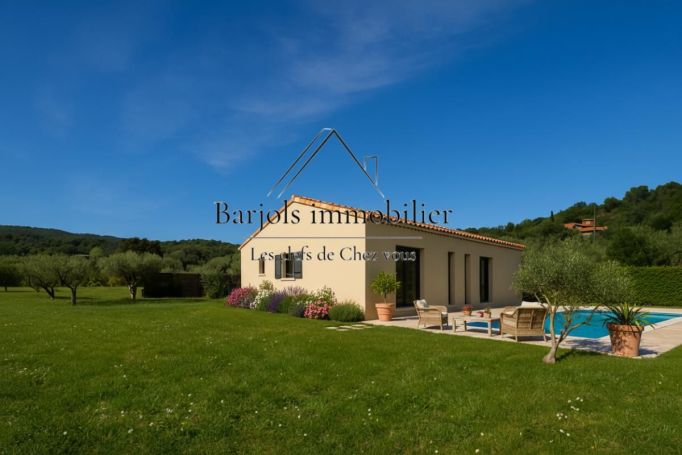 A louer MAISON  5 PIECES 900 M2  TAVERNES