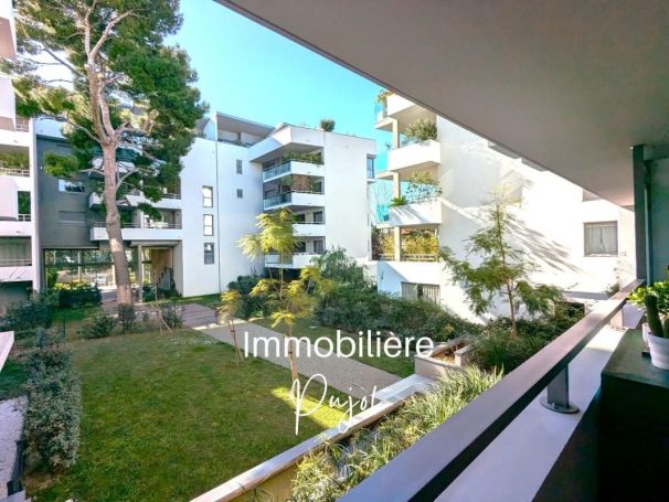 A vendre APPARTEMENT T4 terrasses + garage double Marseille