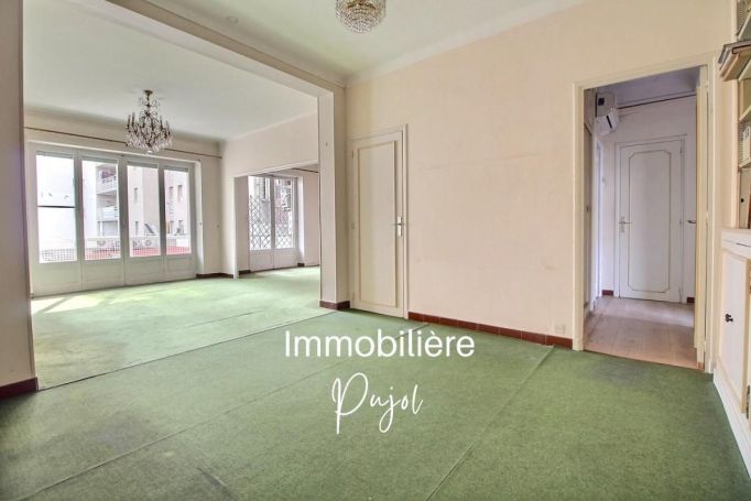 A vendre APPARTEMENT T4/5 BALCON - 8 RUE LIANDIER 1300 13008 Marseille