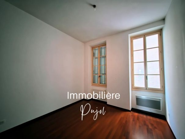 APPARTEMENT T3 62 M2 BORD DE MER MARSEILLE