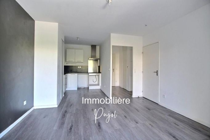 APPARTEMENT T2 40 M2 TERRASSE BORD DE MER MARSEILLE