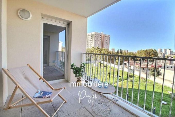 A vendre Appartement T3 rEcent terrasse et parking - 127 Bd de St Lou 13010 Marseille