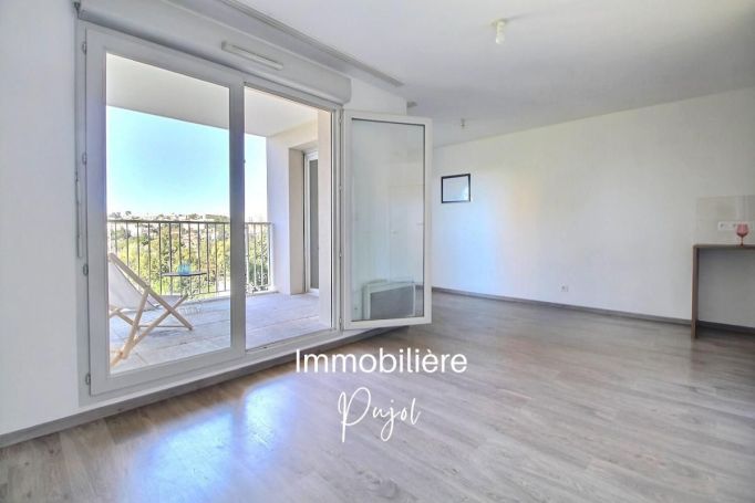 A vendre Appartement T3 rEcent terrasse et parking - 127 Bd de St Lou 13010 Marseille