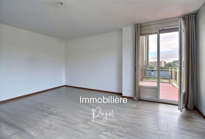A vendre SOUS- OFFRE APPARTEMENT  T3 de 82m2 avec terrasse de 7m2 6Ã¨me et dernier 13009 Marseille