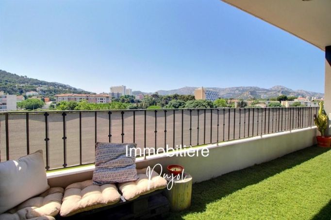 A vendre T4  - DERNIER ETAGE - BALCON 109 Traverse de la Gouffonne 13 13009 Marseille