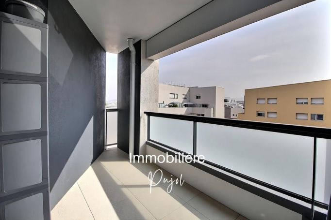 A vendre EXCLUSIVITE - T4 70m2 avec terrasse rÃ©sidence rÃ©cente 13002 Marseille