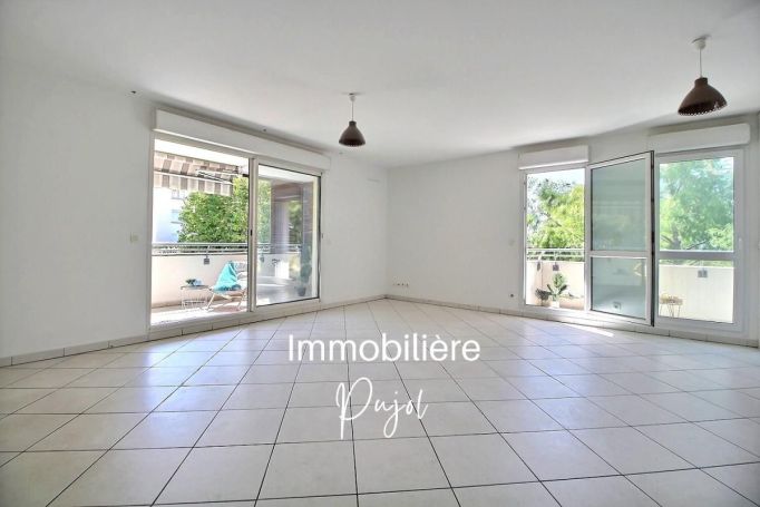 A vendre EXCLUSIVITE T3 TERRASSES + PARKING AU 41 AVENUE ZENATTI 1300 13008 Marseille