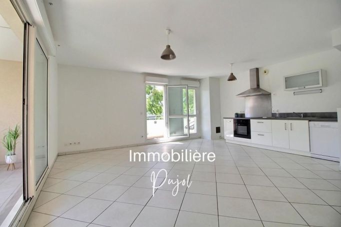 A vendre EXCLUSIVITE T3 TERRASSES + PARKING AU 41 AVENUE ZENATTI 1300 13008 Marseille