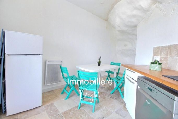 A vendre Cabanon de pÃªcheur - Plage 'Bonne Brise' au 32 Bd Bonne Bris 13008 Marseille