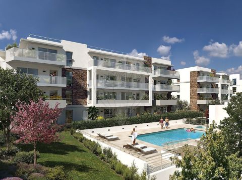 A louer APPARTEMENT NEUF T3 64 M2 TERRASSE BORD DE MER SAINT LAURENT DU VAR