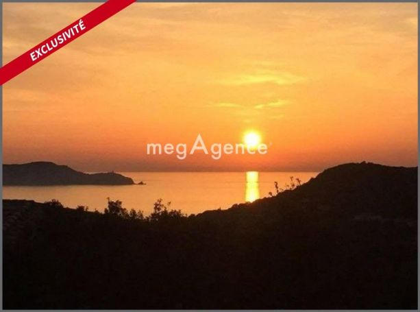 A louer MAISON  10 PIECES 283 M2 BORD DE MER LUMIO