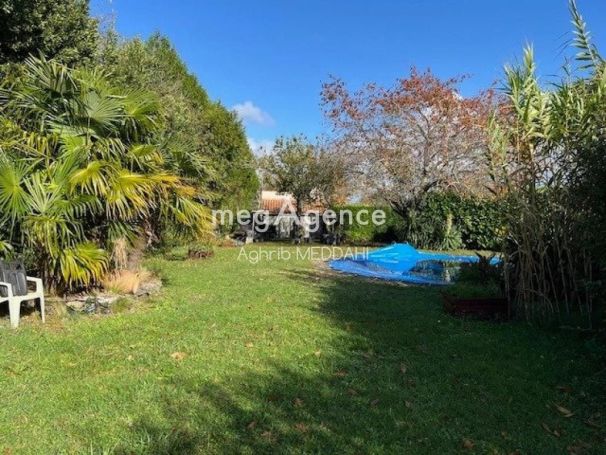 A louer MAISON  DE MAîTRE BORD DE MER SAINT SULPICE DE ROYAN