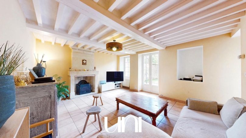 A louer MAISON  DE MAîTRE  ANGUERNY