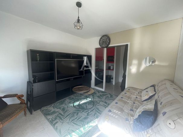 A louer STUDIO  28 M2 VUE MER JARD SUR MER