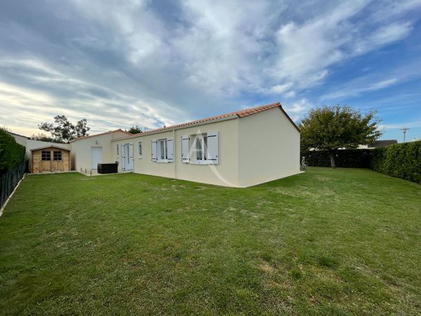 A vendre MAISON  4 PIECES 86 M2  ANGLES