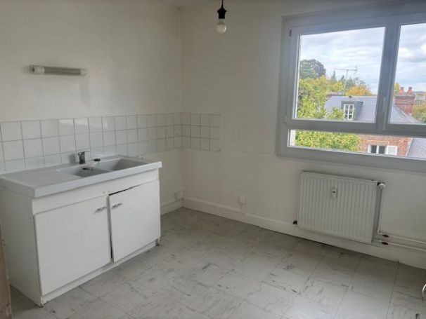 A louer APPARTEMENT T2 50 M2  LISIEUX