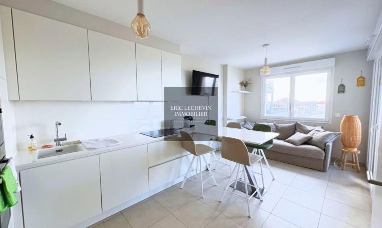 A louer APPARTEMENT NEUF T2 41 M2 PIEDS DANS L'EAU STELLA